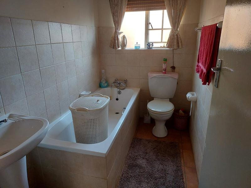 2 Bedroom Property for Sale in Montana Gauteng