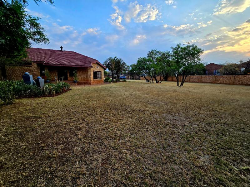 6 Bedroom Property for Sale in Montana Gauteng