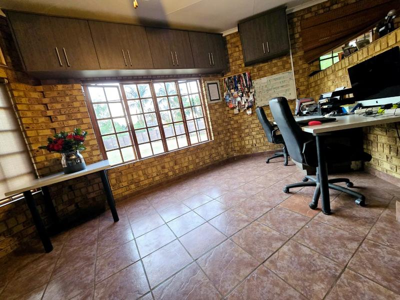 6 Bedroom Property for Sale in Montana Gauteng