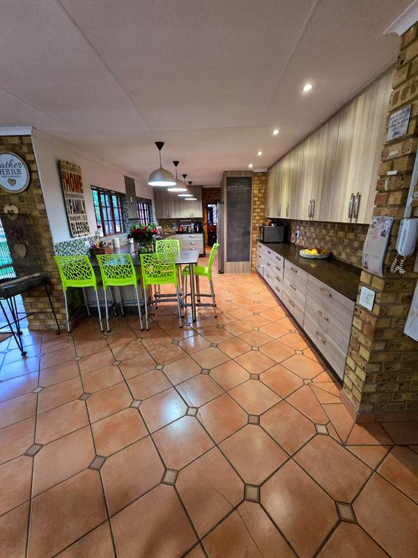 6 Bedroom Property for Sale in Montana Gauteng