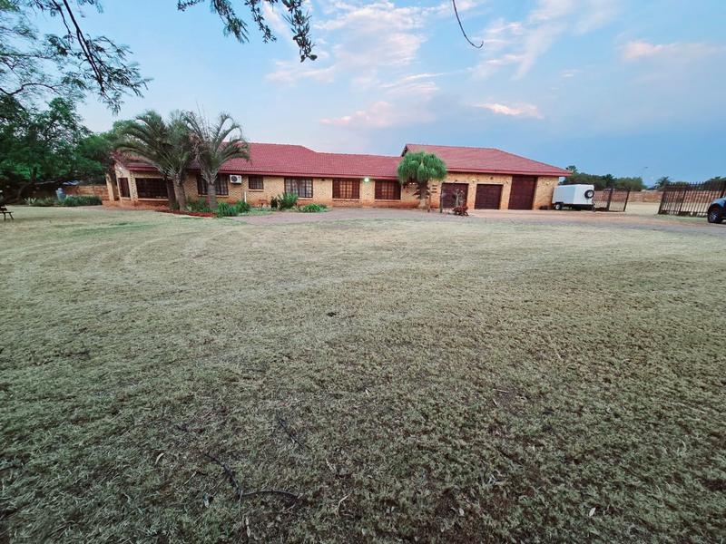 6 Bedroom Property for Sale in Montana Gauteng