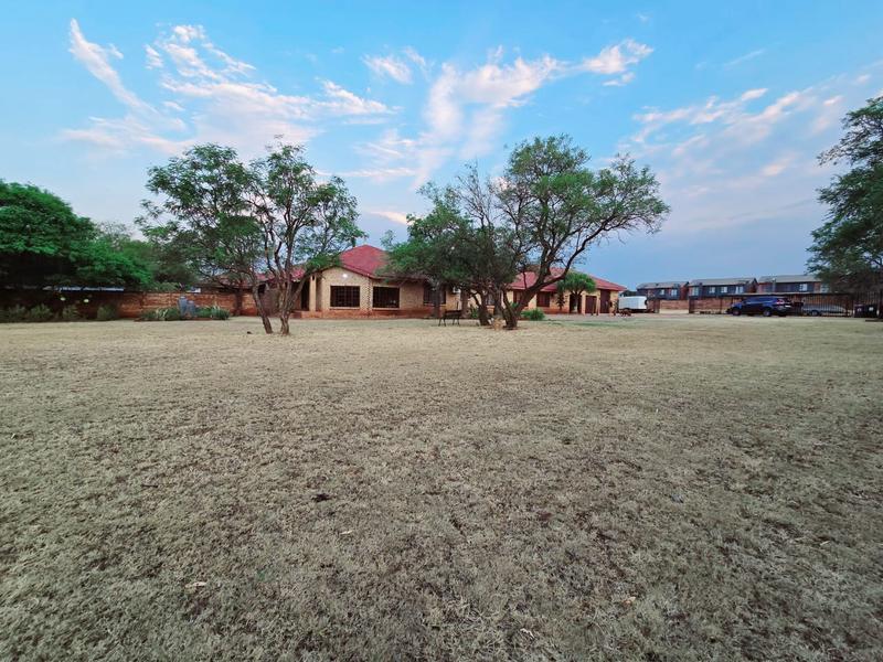 6 Bedroom Property for Sale in Montana Gauteng