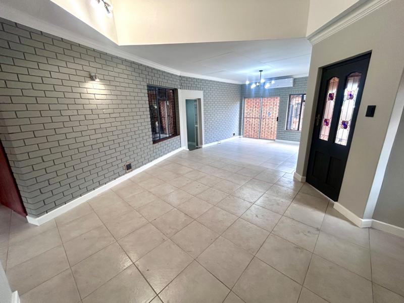 5 Bedroom Property for Sale in Montana Park Gauteng