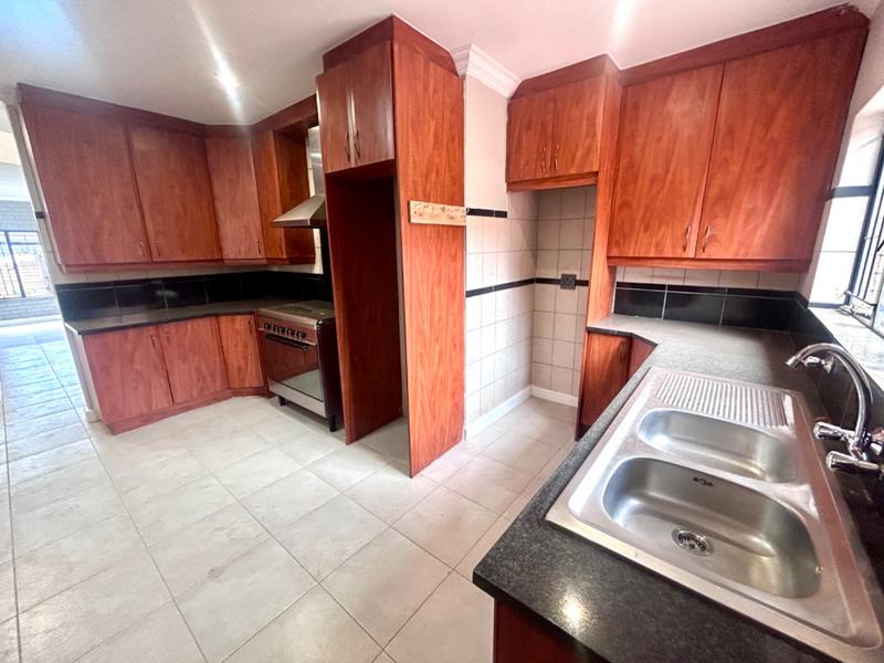 5 Bedroom Property for Sale in Montana Park Gauteng