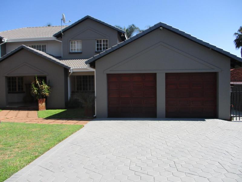 5 Bedroom Property for Sale in Montana Park Gauteng