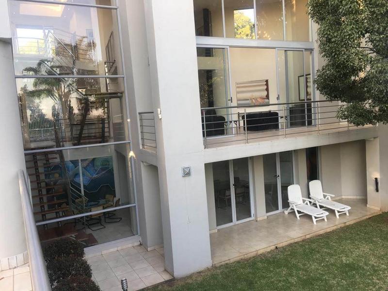 To Let 5 Bedroom Property for Rent in Waterkloof Ridge Gauteng