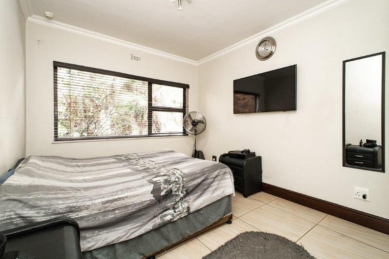 4 Bedroom Property for Sale in Glenvista Gauteng