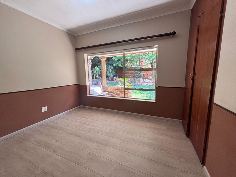 4 Bedroom Property for Sale in Florida Hills Gauteng