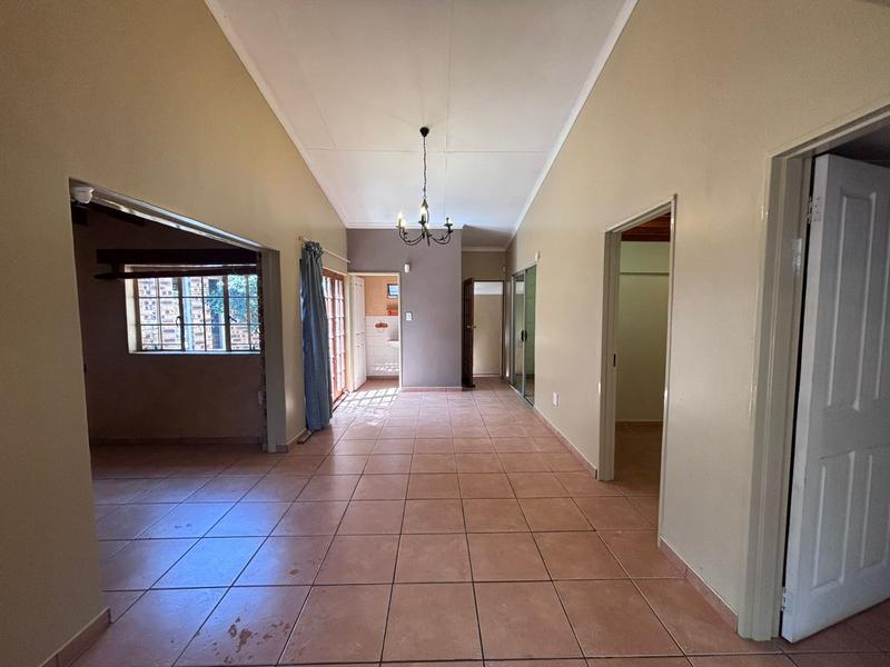 4 Bedroom Property for Sale in Florida Hills Gauteng