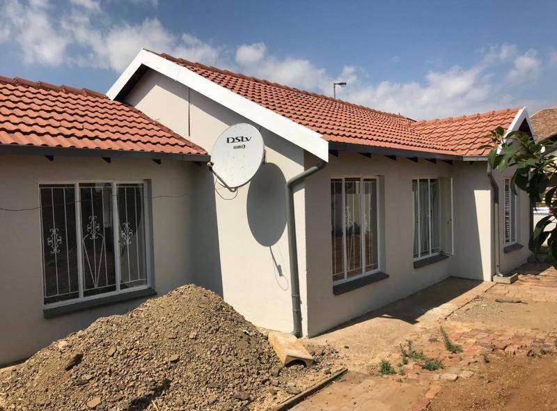 3 Bedroom Property for Sale in Lotus Gardens Gauteng