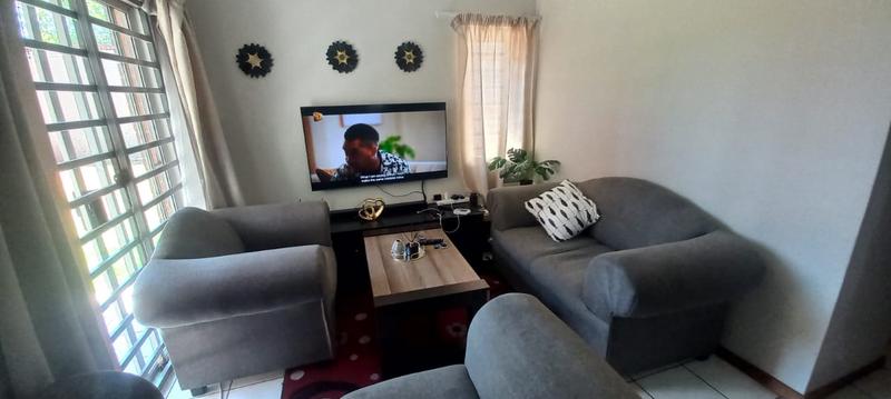 2 Bedroom Property for Sale in Esther Park Gauteng