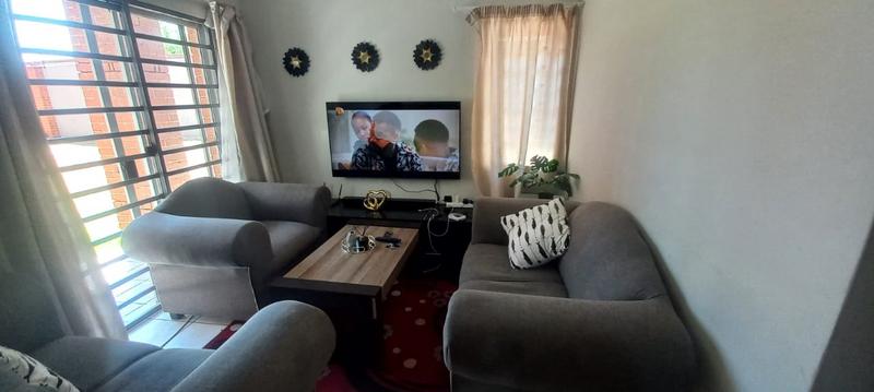 2 Bedroom Property for Sale in Esther Park Gauteng