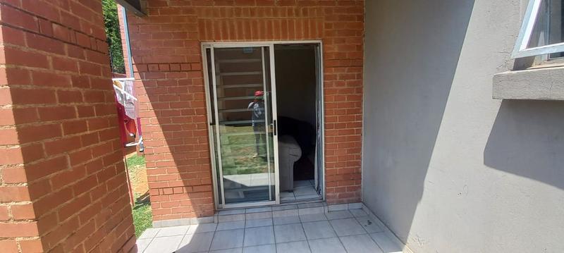 2 Bedroom Property for Sale in Esther Park Gauteng