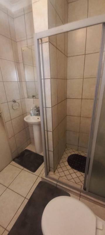 2 Bedroom Property for Sale in Esther Park Gauteng