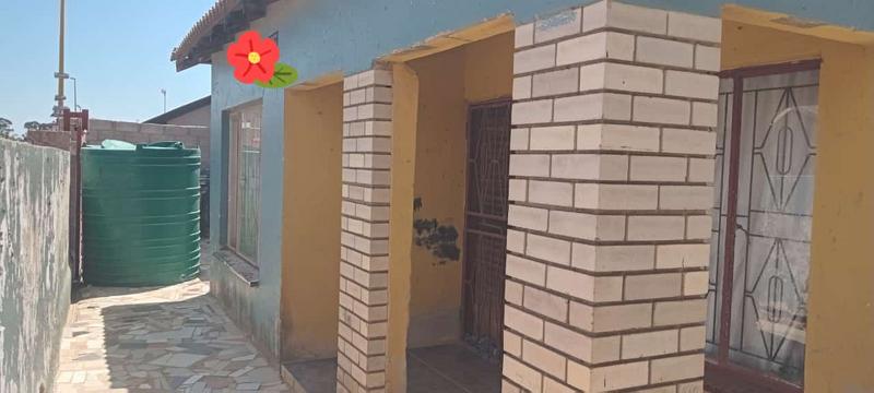 5 Bedroom Property for Sale in Tembisa Gauteng