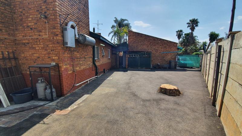 3 Bedroom Property for Sale in Doornpoort Gauteng