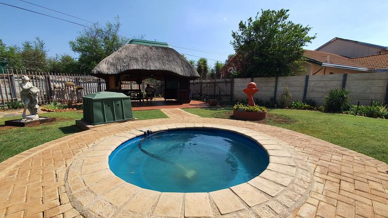 3 Bedroom Property for Sale in Doornpoort Gauteng