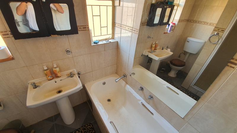 3 Bedroom Property for Sale in Doornpoort Gauteng