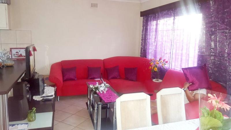 To Let 1 Bedroom Property for Rent in Marlands Gauteng