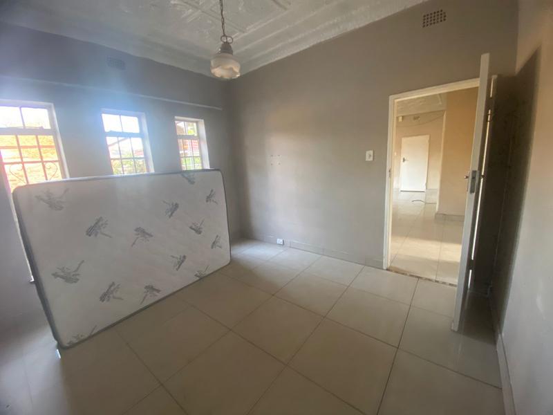 To Let 5 Bedroom Property for Rent in Primrose Hill Gauteng