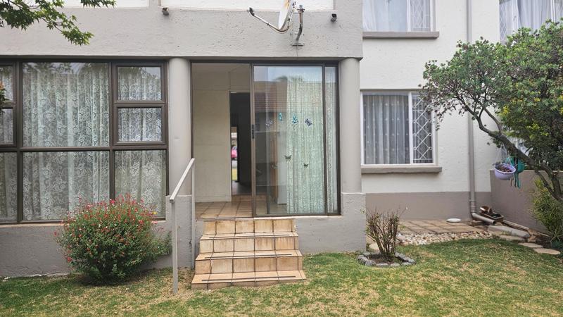 2 Bedroom Property for Sale in Eden Glen Gauteng