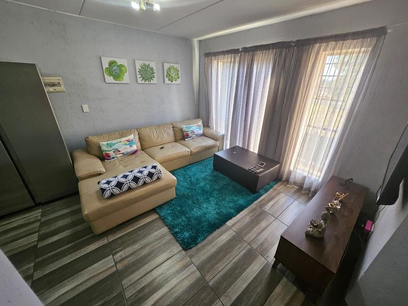 2 Bedroom Property for Sale in Klippoortjie Gauteng