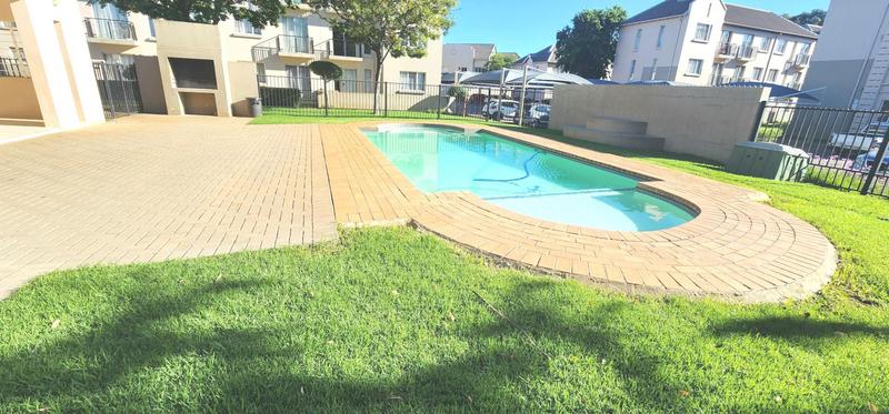 2 Bedroom Property for Sale in Klippoortjie Gauteng