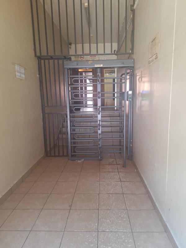 To Let 1 Bedroom Property for Rent in Sunnyside Gauteng