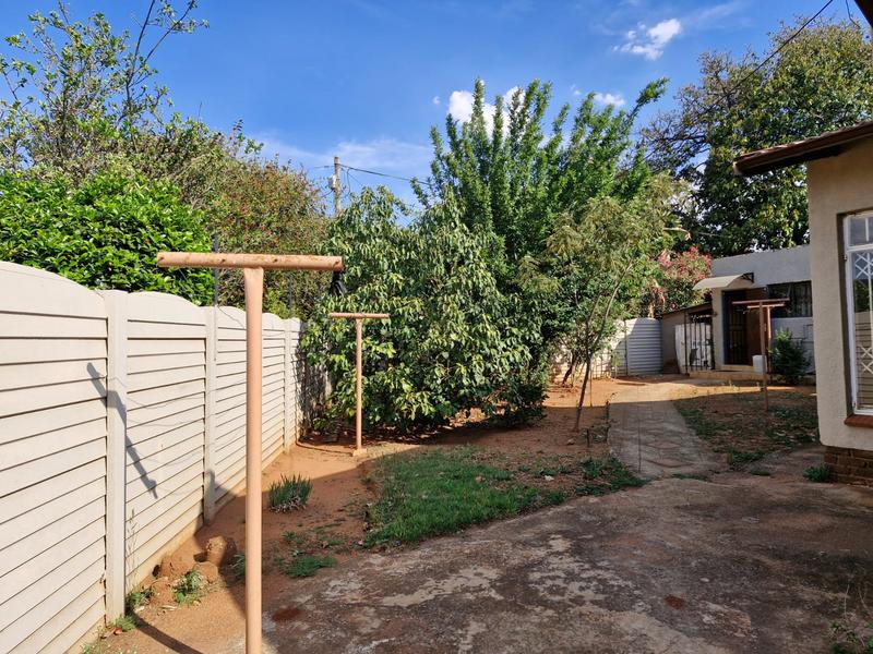 5 Bedroom Property for Sale in Birchleigh Gauteng