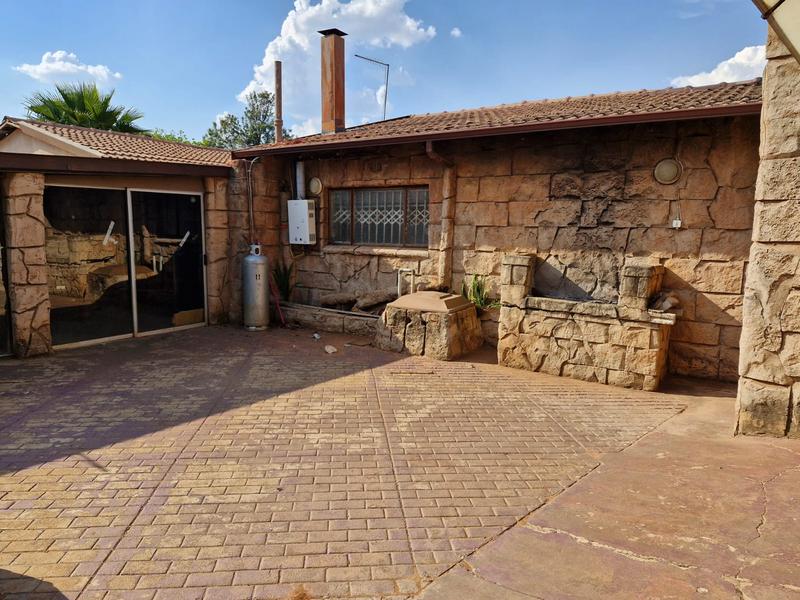 5 Bedroom Property for Sale in Birchleigh Gauteng