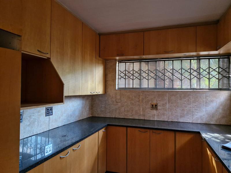 5 Bedroom Property for Sale in Birchleigh Gauteng