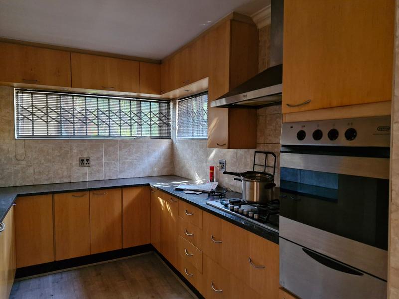 5 Bedroom Property for Sale in Birchleigh Gauteng