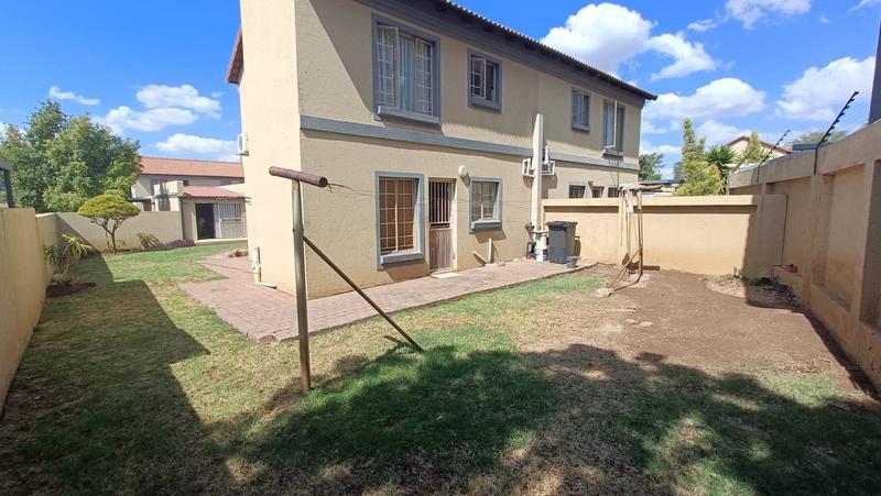 2 Bedroom Property for Sale in Annlin Gauteng