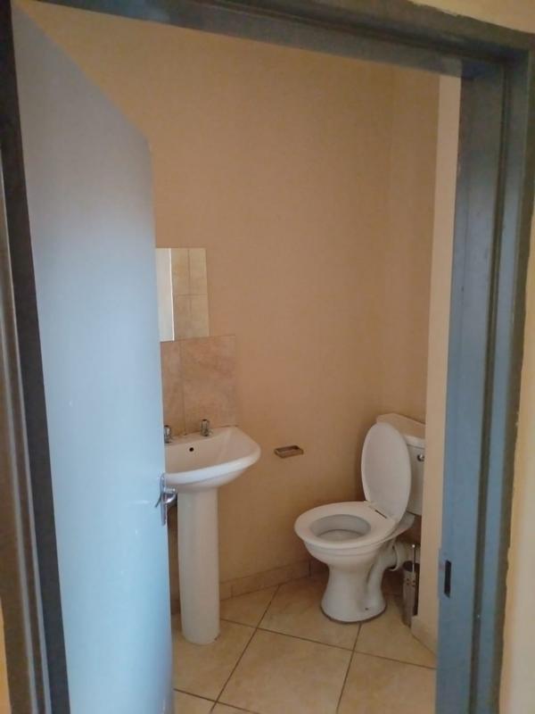 2 Bedroom Property for Sale in Jabulani Gauteng