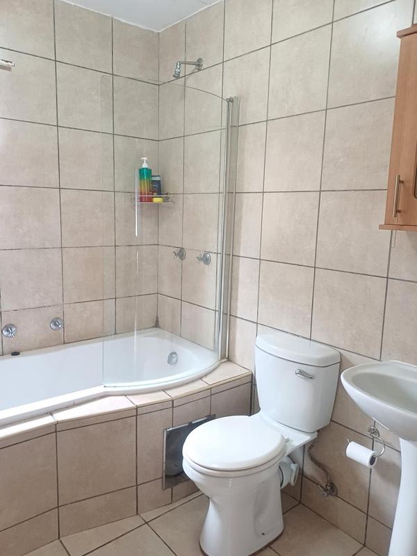 2 Bedroom Property for Sale in Pretoria East Gauteng