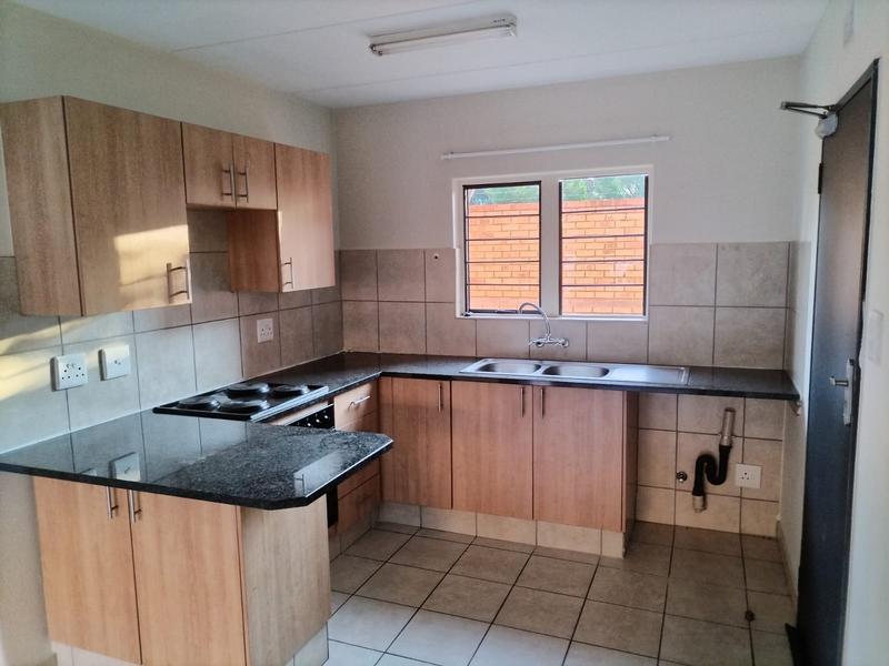 2 Bedroom Property for Sale in Boardwalk Meander Gauteng