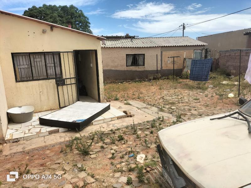 2 Bedroom Property for Sale in Bram Fischerville Gauteng