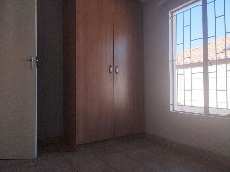 To Let 3 Bedroom Property for Rent in Albertsdal Gauteng