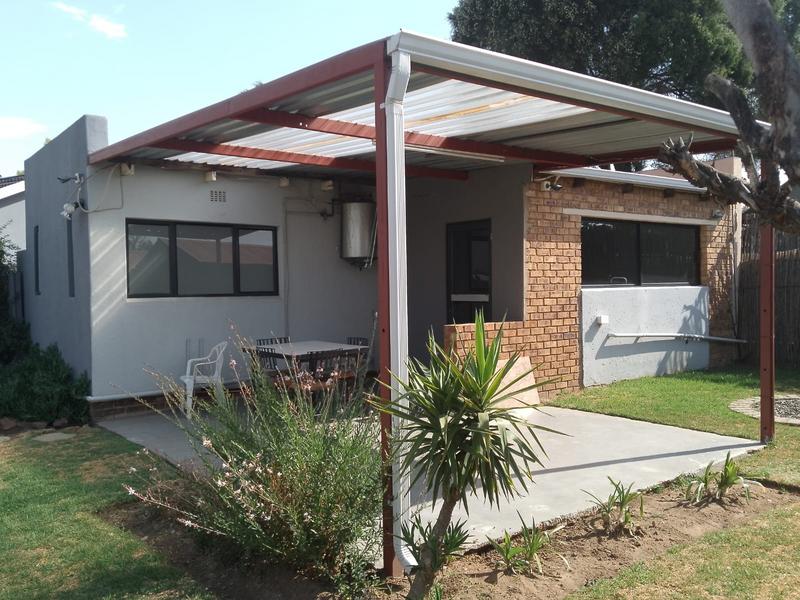 3 Bedroom Property for Sale in Petersfield Gauteng