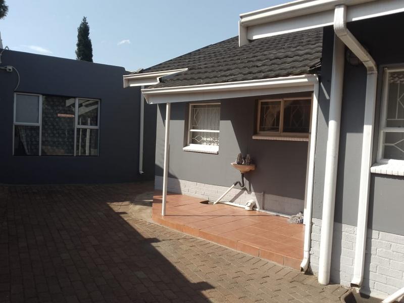 3 Bedroom Property for Sale in Petersfield Gauteng