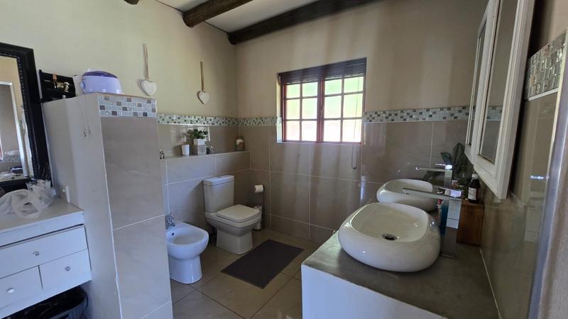 4 Bedroom Property for Sale in Florauna Gauteng