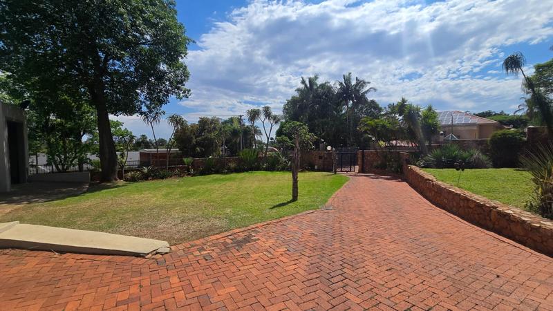 4 Bedroom Property for Sale in Florauna Gauteng