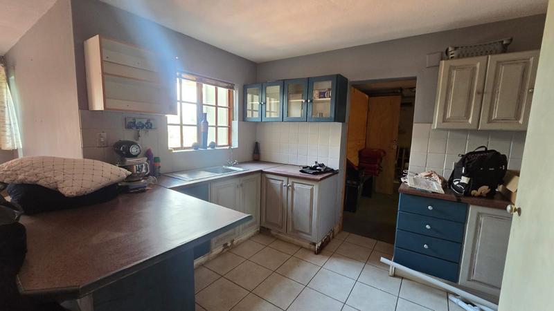 4 Bedroom Property for Sale in Florauna Gauteng