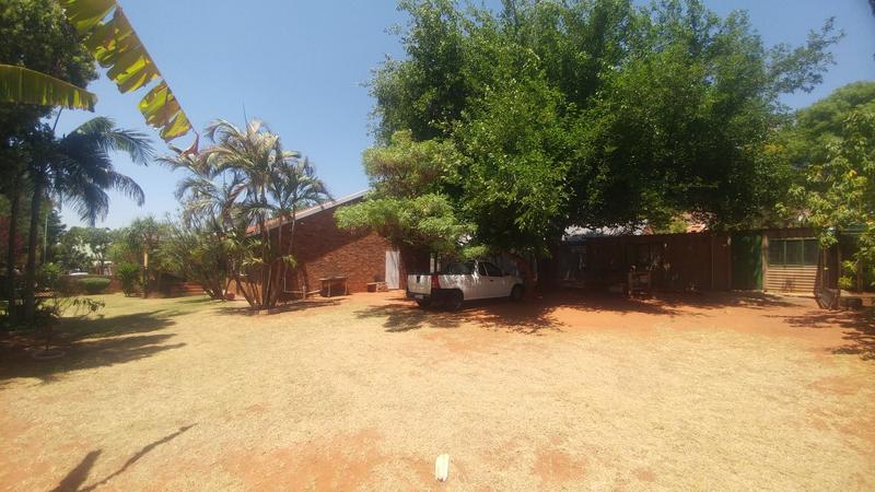 4 Bedroom Property for Sale in Ninapark Gauteng