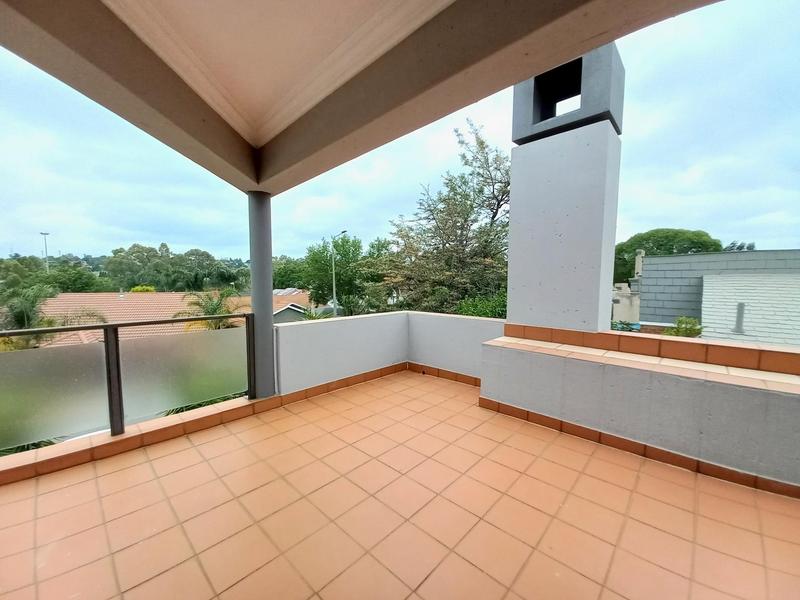 4 Bedroom Property for Sale in Marais Steyn Park Gauteng