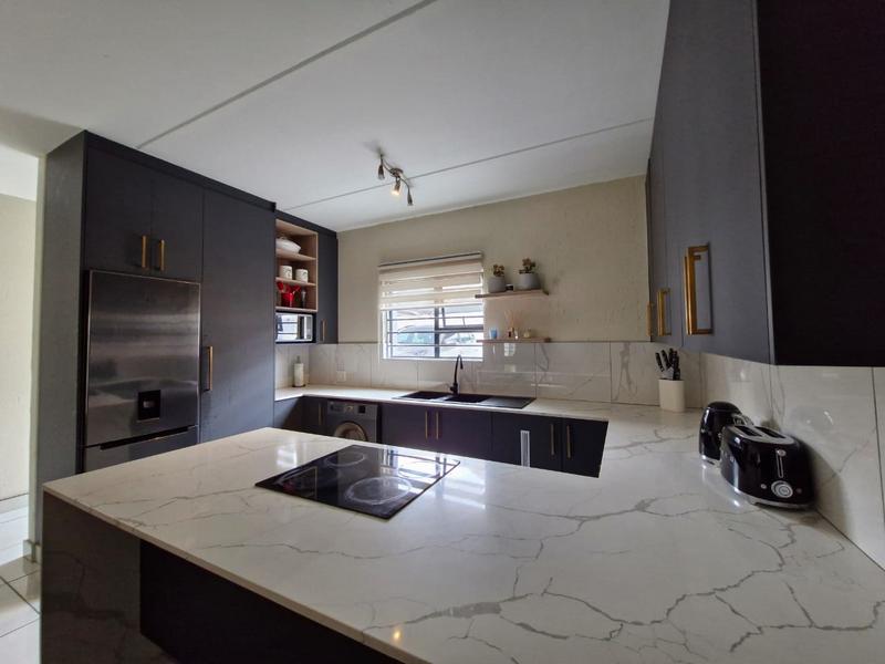 To Let 3 Bedroom Property for Rent in Honeydew Gauteng