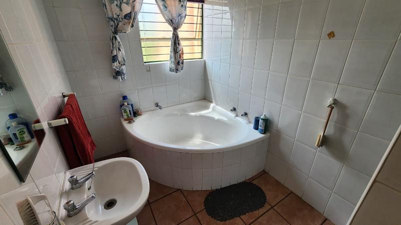 3 Bedroom Property for Sale in Florentia Gauteng