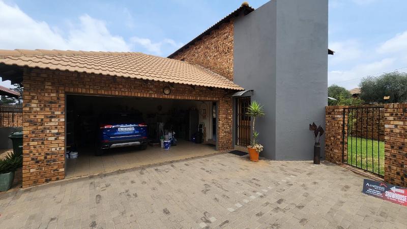 3 Bedroom Property for Sale in Florentia Gauteng