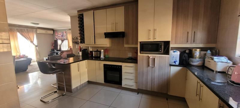 3 Bedroom Property for Sale in Elandshaven Gauteng