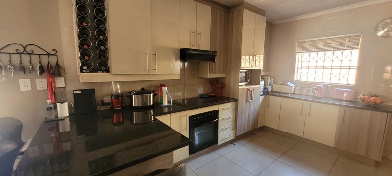 3 Bedroom Property for Sale in Elandshaven Gauteng